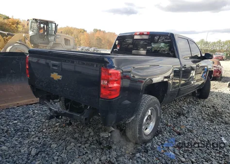 2018 Chevrolet Silverado K1500 Lt from USA, damaged, VIN 3GCUKREC3JG551538